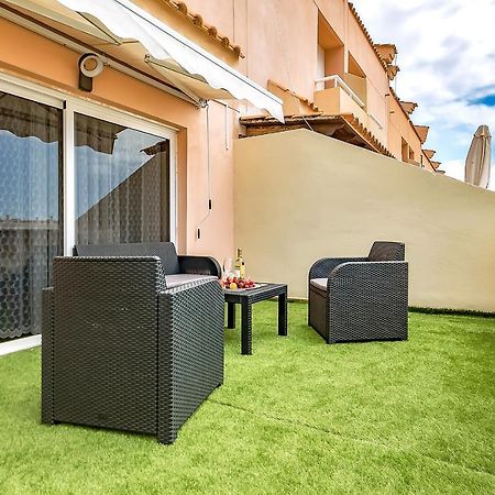 Yellow 3 Bedroom Large Apartment For 10 Guests Costa Adeje  Bagian luar foto