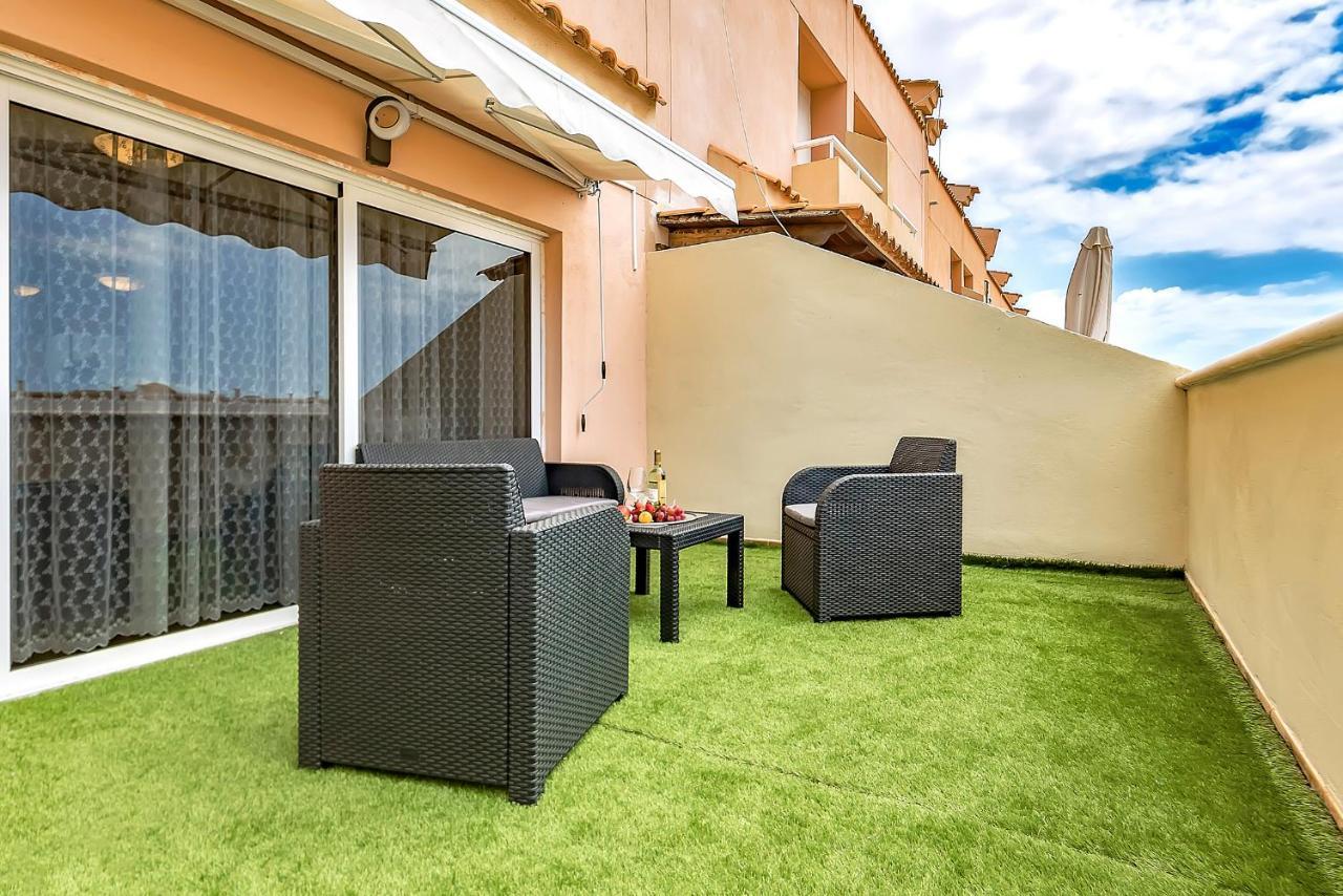 Yellow 3 Bedroom Large Apartment For 10 Guests Costa Adeje  Bagian luar foto